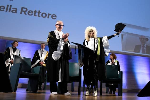 Milan, IULM University - Conferment of the honorary master s degree in management of artistic and cultural resources to Donatella Rettore  Copyright: xAlbertoxTerenghix xipa-agency.nex xComi Terenghix IPA_IPA37575200