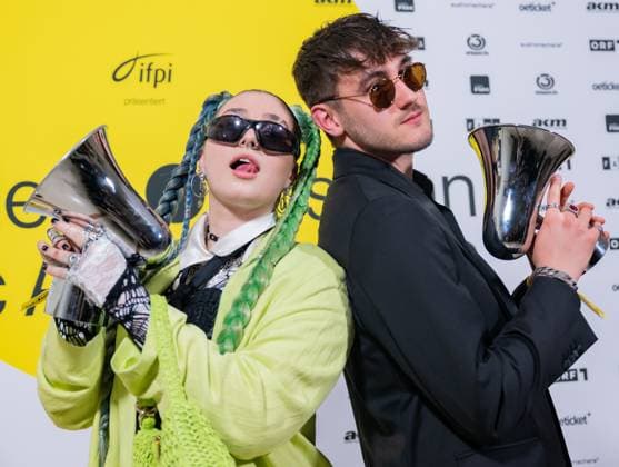 RECORD DATE NOT STATED 20230428 Amadeus Austrian Music Awards 2023 WIEN, OESTERREICH - 28. APRIL: Lemo Preistraeger der Amadeus Award 2023 in der Kategorie - Tonstudion Best Sound für das Album -Irgendwas mit Dreissig- praesentiert von Fama - nach der Verleihung in der weissen Bar des Wiener Volkstheaters am 28. April 2023 in Wien, Oesterreich. 230429_SEPA_17_006 Copyright: xIsabellexOuvrardx SEPAxMedia