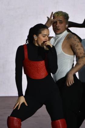 Rosalia Performs on Free Concert in Mexico City April 28, 2023, Mexico City, Mexico: Spanish Pop music singer Rosalia, 30, know as Motomami performs on stage during a free concert organized by the Mexico s Government at Zocalo square. on April 28, 2023 in Mexico City, Mexico. (Photo by Carlos Tischler Eyepix Group) Copyright: xCarlosxTischler xEyepixxGroupx CT_28042023_92447