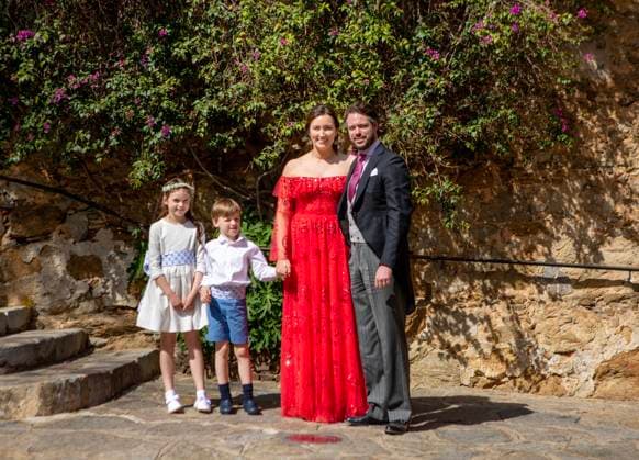 Entertainment Themen der Woche KW17 Entertainment Bilder des Tages 29-04-2023 Marriage Princess Claire and Prince Liam and Princess Amalia and Prince Felix at the religious wedding Princess Alexandra of Luxembourg and Nicolas Bagory at the Saint Trophyme church in Bormes-les-Mimosas, France. Â  Copyright: xPPEx