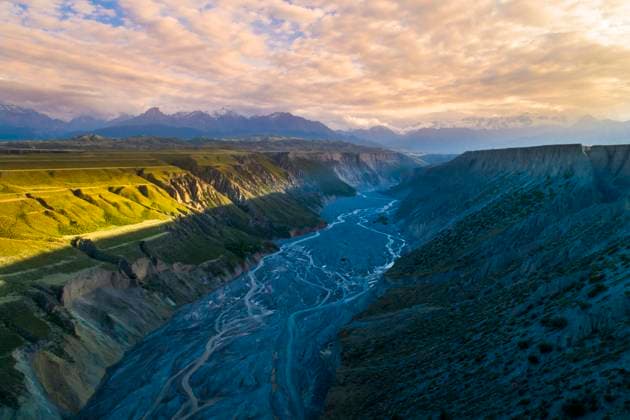Creative Highlights World River in valley Beijing China Copyright: xLianxFeix bji01993096