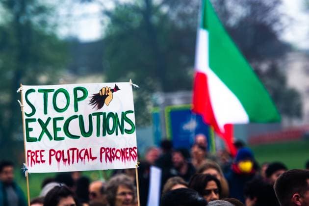 News Themen der Woche KW17 News Bilder des Tages Free Iran Protest In Bonn A sign reading Stop Executions is seen during a protest against the Iranian regime in Bonn, Germany on April 29, 2023, after a death sentence is set to be carried out against German-Iranian Jamshid Sharmahd Bonn Germany  Copyright: xYingxTangx originalFilename: tang-notitle230429_np5ZW.jpg