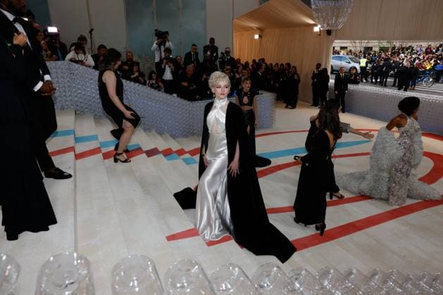 Julia Garner arrives on the red carpet for The Met Gala at The Metropolitan Museum of Art celebrating the opening of Karl Lagerfeld: A Line of Beauty in New York City on Monday, May 1, 2023.  NYP202305012930 JOHNxANGELILLO