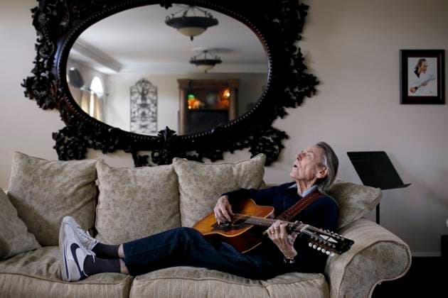 April 25, 2019, Toronto, ON, Canada: Canadian musician Gordon Lightfoot strums his guitar in his Toronto home on April 25, 2019. Toronto Canada  - ZUMAc35_ 20190425_zaf_c35_163 Copyright: xColexBurstonx