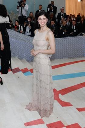 Alexandra Daddario arrives on the red carpet for The Met Gala at The Metropolitan Museum of Art celebrating the opening of Karl Lagerfeld: A Line of Beauty in New York City on Monday, May 1, 2023.  NYP202305015026 JOHNxANGELILLO