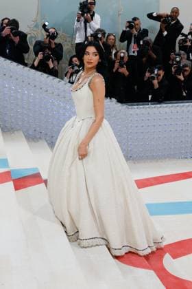 Dua Lipa arrives on the red carpet for The Met Gala at The Metropolitan Museum of Art celebrating the opening of Karl Lagerfeld: A Line of Beauty in New York City on Monday, May 1, 2023.  NYP2023050190036 JOHNxANGELILLO