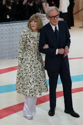 Anna Wintour, Bill Nighy at arrivals for Karl Lagerfeld: A Line of Beauty - The Costume Institute Met Gala - Part 1, The Metropolitan Museum of Art, New York, NY May 1, 2023. Photo By: Kristin Callahan Everett Collection at arrivals for Karl Lagerfeld: A Line of Beauty - The Costume Institute Met Gala - Part 1, The Metropolitan Museum of Art, New York, NY May 1, 2023. Photo By: Kristin Callahan Everett Collection PUBLICATIONXNOTxINxCANxCHNxFRAxITAxJPNxNORxPOLxRUSxESPxUKxUSA