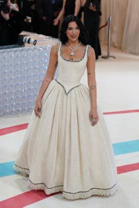 Dua Lipa, wearing Chanel Couture, Tiffany & Co. at arrivals for Karl Lagerfeld: A Line of Beauty - The Costume Institute Met Gala - Part 1, The Metropolitan Museum of Art, New York, NY May 1, 2023. Photo By: Kristin Callahan Everett Collection at arrivals for Karl Lagerfeld: A Line of Beauty - The Costume Institute Met Gala - Part 1, The Metropolitan Museum of Art, New York, NY May 1, 2023. Photo By: Kristin Callahan Everett Collection PUBLICATIONXNOTxINxCANxCHNxFRAxITAxJPNxNORxPOLxRUSxESPxUKxUSA
