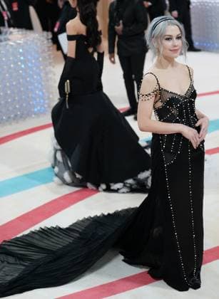 Phoebe Bridgers, wearing Tory Burch at arrivals for Karl Lagerfeld: A Line of Beauty - The Costume Institute Met Gala - Part 1, The Metropolitan Museum of Art, New York, NY May 1, 2023. Photo By: Kristin Callahan Everett Collection at arrivals for Karl Lagerfeld: A Line of Beauty - The Costume Institute Met Gala - Part 1, The Metropolitan Museum of Art, New York, NY May 1, 2023. Photo By: Kristin Callahan Everett Collection PUBLICATIONXNOTxINxCANxCHNxFRAxITAxJPNxNORxPOLxRUSxESPxUKxUSA