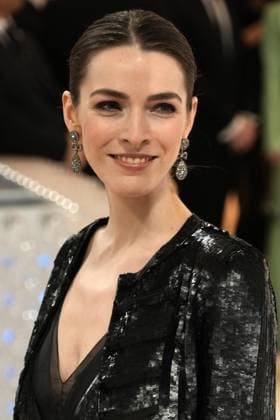 Arrivals for the 2023 Met Gala - Karl Lagerfeld: A Line Of Beauty at the Metropolitan Museum of Art. Featuring: Bee Schaffer Where: New York, New York, United States When: 01 May 2023 Credit: Jennifer Graylock INSTARimages **Jennifer Graylock-Graylock.com** Copyright: xJenniferxGraylock-Graylock.comx 52672115 EDITORIAL USE ONLY. NOT FOR USE BY NEWSPAPERS BASED IN THE UK.