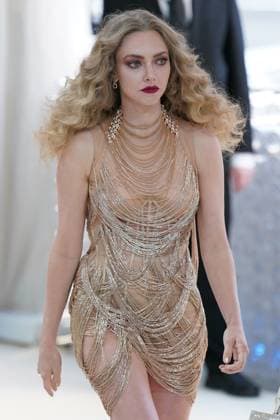Amanda Seyfried at arrivals for Karl Lagerfeld: A Line of Beauty - The Costume Institute Met Gala - Part 2, The Metropolitan Museum of Art, New York, NY May 1, 2023. Photo By: Kristin Callahan Everett Collection at arrivals for Karl Lagerfeld: A Line of Beauty - The Costume Institute Met Gala - Part 2, The Metropolitan Museum of Art, New York, NY May 1, 2023. Photo By: Kristin Callahan Everett Collection PUBLICATIONXNOTxINxCANxCHNxFRAxITAxJPNxNORxPOLxRUSxESPxUKxUSA