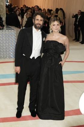 Arrivals for the 2023 Met Gala - Karl Lagerfeld: A Line Of Beauty at the Metropolitan Museum of Art. Featuring: Josh Groban, Natalie McQueen Where: New York, New York, United States When: 01 May 2023 Credit: Jennifer Graylock INSTARimages **Jennifer Graylock-Graylock.com** Copyright: xJenniferxGraylock-Graylock.comx 52672165 EDITORIAL USE ONLY. NOT FOR USE BY NEWSPAPERS BASED IN THE UK.