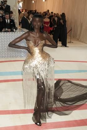 Arrivals for the 2023 Met Gala - Karl Lagerfeld: A Line Of Beauty at the Metropolitan Museum of Art. Featuring: Anok Yai Where: New York, New York, United States When: 01 May 2023 Credit: Jennifer Graylock INSTARimages **Jennifer Graylock-Graylock.com** Copyright: xJenniferxGraylock-Graylock.comx 52672228 EDITORIAL USE ONLY. NOT FOR USE BY NEWSPAPERS BASED IN THE UK.