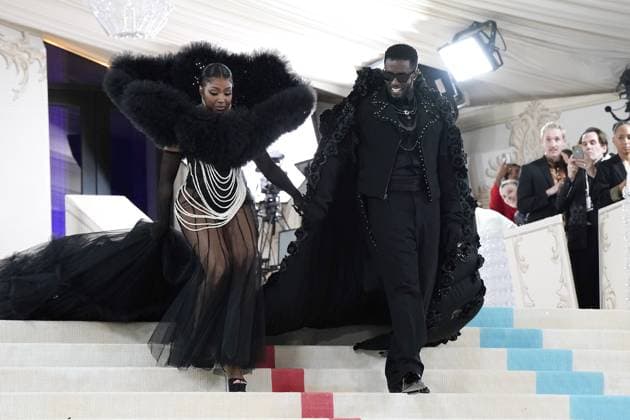 Arrivals for the 2023 Met Gala - Karl Lagerfeld: A Line Of Beauty at the Metropolitan Museum of Art. Featuring: Yung Miami, Sean P Diddy Combs Where: New York, New York, United States When: 01 May 2023 Credit: Jennifer Graylock INSTARimages Copyright: xJenniferxGraylock-Graylock.comx 52672496 EDITORIAL USE ONLY. NOT FOR USE BY NEWSPAPERS BASED IN THE UK.