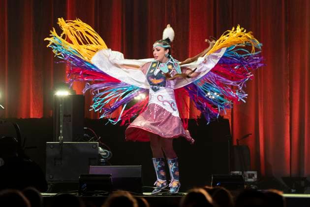 May 4, 2023, Halifax, NS, Canada: A dancer in regalia from the Mi kmaw community of Millbrook First Nation performs during the East Coast Music Awards in Halifax on Thursday, May 4, 2023. Halifax Canada  - ZUMAc35_ 20230504_zaf_c35_146 Copyright: xDarrenxCalabresex