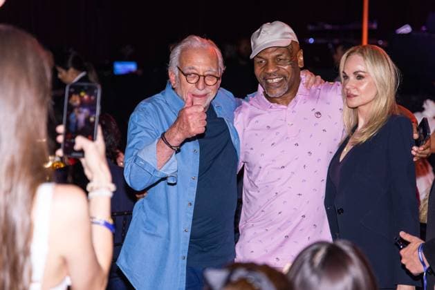 Celebrities attend the American Express presents CARBONE BEACH event. Featuring: Nelson Peltz, Mike Tyson, & Claudia Heffner Peltz Where: Miami, Florida, United States When: 07 May 2023 Credit: Seth Browarnik startraksphoto.com Copyright: xRichardxAlvarezx 52695434 EDITORIAL USE ONLY. NOT FOR USE BY NEWSPAPERS BASED IN THE UK.