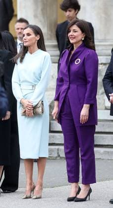 Kroatien, First Lady Sanja Music Milanovic und Königin Letizia von Spanien in Zagreb Zagreb: A cultural program was held for the participants of the Summit of spouses of European leaders on the prevention of childhood obesity First Lady of Croatia Sanja Music Milanovic and Queen of Spain Her Majesty Letizia seen in front of the Croatian National Theater. A cultural program was held in front of the Croatian National Theater for the participants of the Summit of Spouses of European Leaders who discussed the prevention of childhood obesity in Europe, in Zagreb, Croatia, on May 10, 2023. SLAVKOxMIDZORxxxPIXSELL.HR