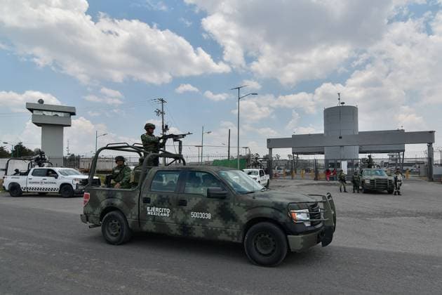Mexiko, mögliche Freilassung von Hector Luis Palma -Eindrücke vom Hochsicherheitsgefängnis Altiplano May 10, 2023 Almoloya de JuoÂ¡rez , Mexico : Elements of the National Guard and military guarded the surroundings of the Federal Center for Social Readaptation No. 1 El Altiplano , due to the possibility of the release of drug trafficker Ho ctor Luis El GoÂ¼ero Palma. on May 10, 2023 in Almoloya de JuoÂ¡rez, Mo xico. Almoloya de Juarez Mexico - ZUMAe321 20230511_zia_e321_004 Copyright: xArturoxHernandezx