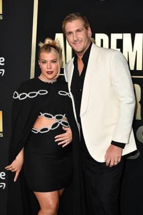 May 11, 2023, Frisco, TX, USA: Kimberly Perry, Johnny Costello attend the 58th Academy Of Country Music Awards at The Ford Center at The Star on May 11, 2023 in Frisco, Texas. Frisco USA - ZUMAs181 20230511_zea_s181_089 Copyright: xCaseyxFlaniganx