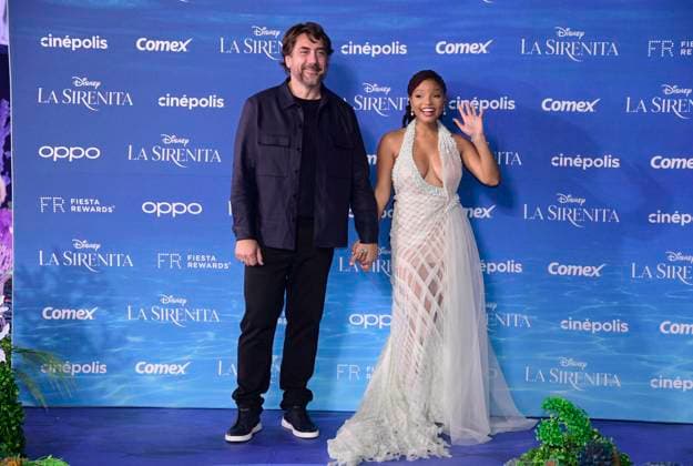 May 11, 2023, Mexico City, Mexico: Actor Javier Bardem and actress Halle Bailey attend the red carpet of The little Mermaid film premiere at Toreo Parque Central. on May 11, 2023 in Mexico City, Mexico. Mexico City Mexico - ZUMAe321 20230512_zia_e321_035 Copyright: xJaimex