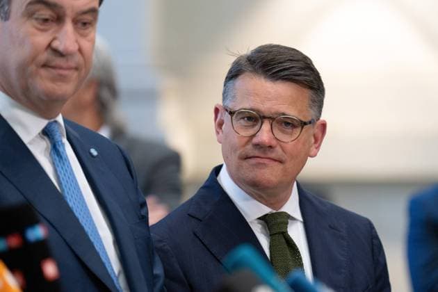1033. Sitzung des Bundesrates, Ministerpräsident Boris Rhein, Hessen, CDU 1033. Sitzung des Bundesrates am 12.5.2023 in Berlin, Ministerpräsident Boris Rhein, Hessen, CDU Berlin Berlin GER *** 1033 Meeting of the Bundesrat, Prime Minister Boris Rhein, Hesse, CDU 1033 Meeting of the Bundesrat on 12 5 2023 in Berlin, Prime Minister Boris Rhein, Hesse, CDU Berlin Berlin GER