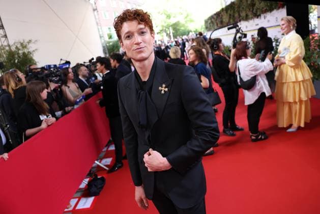 Deutscher Filmpreis 2023 Daniel Donskoy auf dem Roten Teppich bei der Verleihung der Lola - Deutscher Filmpreis 2023 im Theater am Potsdamer Platz in Berlin 12.05.2023 Copyright: xEventpressx