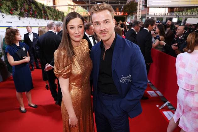 Deutscher Filmpreis 2023 Alexandra Maria Lara und Albrecht Schuch auf dem Roten Teppich bei der Verleihung der Lola - Deutscher Filmpreis 2023 im Theater am Potsdamer Platz in Berlin 12.05.2023 Copyright: xEventpressx