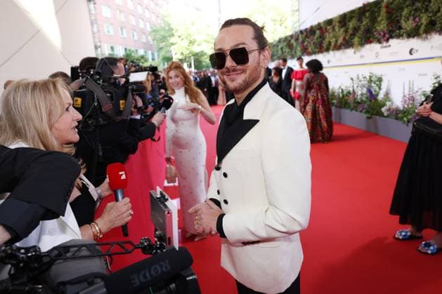 Deutscher Filmpreis 2023 Riccardo Simonetti auf dem Roten Teppich bei der Verleihung der Lola - Deutscher Filmpreis 2023 im Theater am Potsdamer Platz in Berlin 12.05.2023 Copyright: xEventpressx