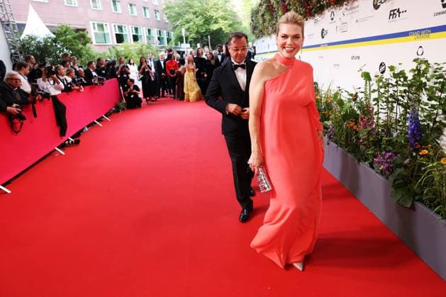 Deutscher Filmpreis 2023 Jan Josef Liefers mit Ehefrau Anna Loos auf dem Roten Teppich bei der Verleihung der Lola - Deutscher Filmpreis 2023 im Theater am Potsdamer Platz in Berlin 12.05.2023 Copyright: xEventpressx