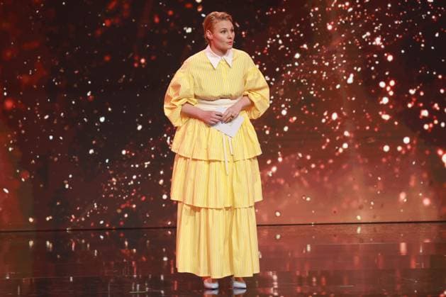 Deutscher Filmpreis 2023 Rosalie Thomass Laudatorin BESTES MASKENBILD bei der Verleihung der Lola - Deutscher Filmpreis 2023 im Theater am Potsdamer Platz in Berlin 12.05.2023 Copyright: xEventpressx