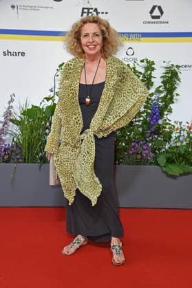 Michaela May bei der Ankunft auf dem Roten Teppich zum DEUTSCHER FILMPREIS 2023 im Theater am Potsdamer Platz in Berlin am 12.05.2023