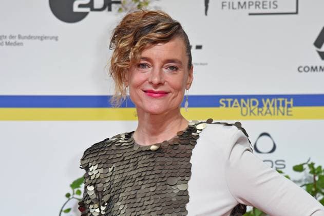 Anne Ratte-Polle bei der Ankunft auf dem Roten Teppich zum DEUTSCHER FILMPREIS 2023 im Theater am Potsdamer Platz in Berlin am 12.05.2023