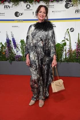 Natalia Wörner bei der Ankunft auf dem Roten Teppich zum DEUTSCHER FILMPREIS 2023 im Theater am Potsdamer Platz in Berlin am 12.05.2023