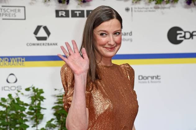 Alexandra Maria Lara bei der Ankunft auf dem Roten Teppich zum DEUTSCHER FILMPREIS 2023 im Theater am Potsdamer Platz in Berlin am 12.05.2023