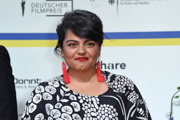 Sara Fazilat bei der Ankunft auf dem Roten Teppich zum DEUTSCHER FILMPREIS 2023 im Theater am Potsdamer Platz in Berlin am 12.05.2023