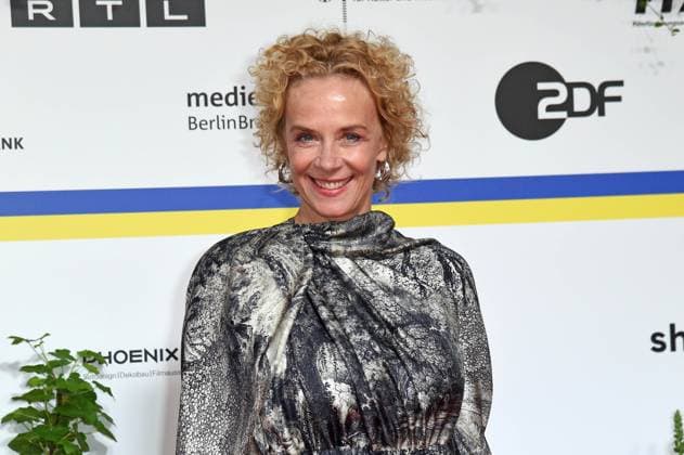 Katja Riemann bei der Ankunft auf dem Roten Teppich zum DEUTSCHER FILMPREIS 2023 im Theater am Potsdamer Platz in Berlin am 12.05.2023