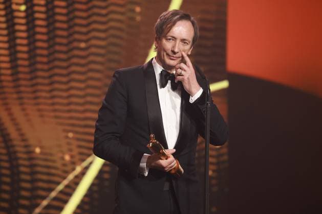 Deutscher Filmpreis 2023 BESTE FILMMUSIK Gewinner Volker Bertelmann IM WESTEN NICHTS NEUES bei der Verleihung der Lola - Deutscher Filmpreis 2023 im Theater am Potsdamer Platz in Berlin 12.05.2023 Copyright: xEventpressx