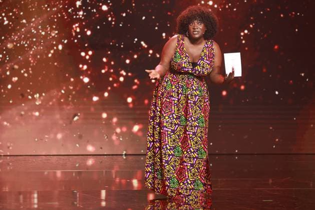 Deutscher Filmpreis 2023 Thelma Buabeng Laudatorin BESTES KOSTÜMBILD bei der Verleihung der Lola - Deutscher Filmpreis 2023 im Theater am Potsdamer Platz in Berlin 12.05.2023 Copyright: xEventpressx
