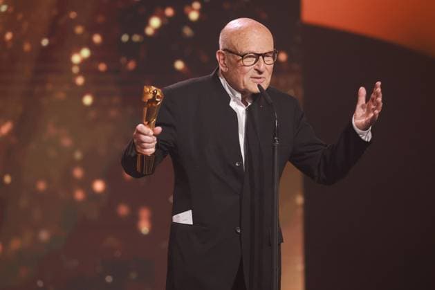 Deutscher Filmpreis 2023 Volker Schlöndorff Preisträger EHRENPREIS bei der Verleihung der Lola - Deutscher Filmpreis 2023 im Theater am Potsdamer Platz in Berlin 12.05.2023 Copyright: xEventpressx