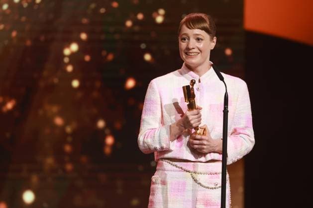 Deutscher Filmpreis 2023 BESTE WEIBLICHE HAUPTROLLE Gewinnerin Leonie Benesch bei der Verleihung der Lola - Deutscher Filmpreis 2023 im Theater am Potsdamer Platz in Berlin 12.05.2023 Copyright: xEventpressx