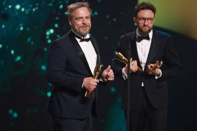 Deutscher Filmpreis 2023 BESTE VISUELLE EFFEKTE - Gewinner Frank Petzold, Viktor Müller, Markus Frank IM WESTEN NICHTS NEUES bei der Verleihung der Lola - Deutscher Filmpreis 2023 im Theater am Potsdamer Platz in Berlin 12.05.2023 Copyright: xEventpressx