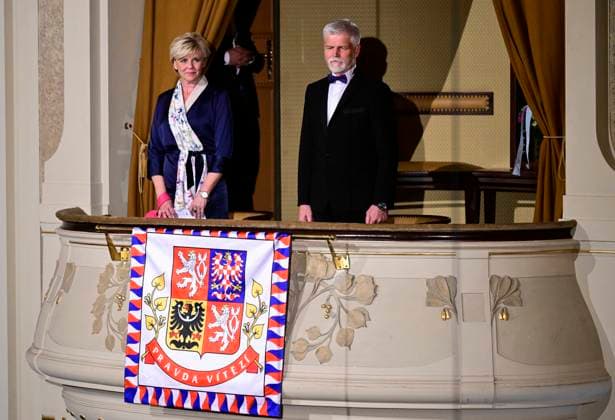 News Bilder des Tages Czech President Petr Pavel, right, and his wife Eva Pavlova, left, attend the opening of the 78th Prague Spring Festival by the traditional My Country symphonic cycle by Bedrich Smetana, performed by the Welsh National Opera Orchestra led by Czech conductor Tomas Hanus, on May 12, 2023, in Prague, Czech Republic. (CTKxPhoto RomanxVondrous) CTKPhotoP2023051209281  CTKPhotoP2023051209281