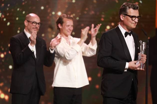 Entertainment Bilder des Tages Deutscher Filmpreis 2023 BESTER SPIELFILM SILBER IM WESTEN NICHTS NEUES bei der Verleihung der Lola - Deutscher Filmpreis 2023 im Theater am Potsdamer Platz in Berlin 12.05.2023 Copyright: xEventpressx