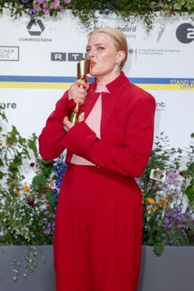 Entertainment Bilder des Tages Event - Deutscher Filmpreis 2023 Jördis Triebel beim 73. Deutschen Filmpreis im Theater am Potsdamerplatz am 12.05.2023 in Berlin. Copyright: xEventpressxKochanx