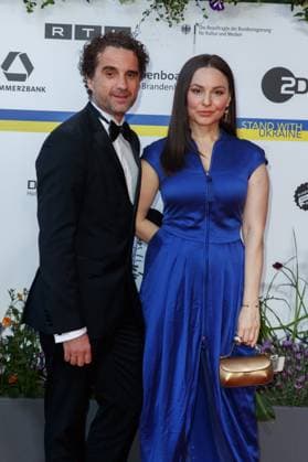 Event - Deutscher Filmpreis 2023 Oliver Wnuk und Mina Tander beim 73. Deutschen Filmpreis im Theater am Potsdamerplatz am 12.05.2023 in Berlin. Copyright: xEventpressxKochanx