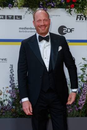 Event - Deutscher Filmpreis 2023 Johann von Buelow beim 73. Deutschen Filmpreis im Theater am Potsdamerplatz am 12.05.2023 in Berlin. Copyright: xEventpressxKochanx