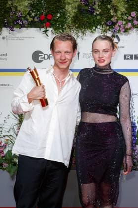 Event - Deutscher Filmpreis 2023 Felix Kammerer und Luna Wedler beim 73. Deutschen Filmpreis im Theater am Potsdamerplatz am 12.05.2023 in Berlin. Copyright: xEventpressxKochanx