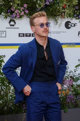 Event - Deutscher Filmpreis 2023 Albrecht Schuch beim 73. Deutschen Filmpreis im Theater am Potsdamerplatz am 12.05.2023 in Berlin. Copyright: xEventpressxKochanx
