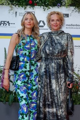Event - Deutscher Filmpreis 2023 Katja Riemann mit Tochter Paula Riemann beim 73. Deutschen Filmpreis im Theater am Potsdamerplatz am 12.05.2023 in Berlin. Copyright: xEventpressxKochanx