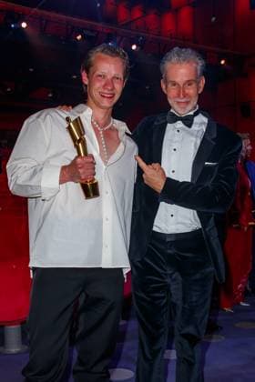 Event - Deutscher Filmpreis 2023 Felix Kammerer und Ulrich Matthes beim 73. Deutschen Filmpreis im Theater am Potsdamerplatz am 12.05.2023 in Berlin. Copyright: xEventpressxKochanx
